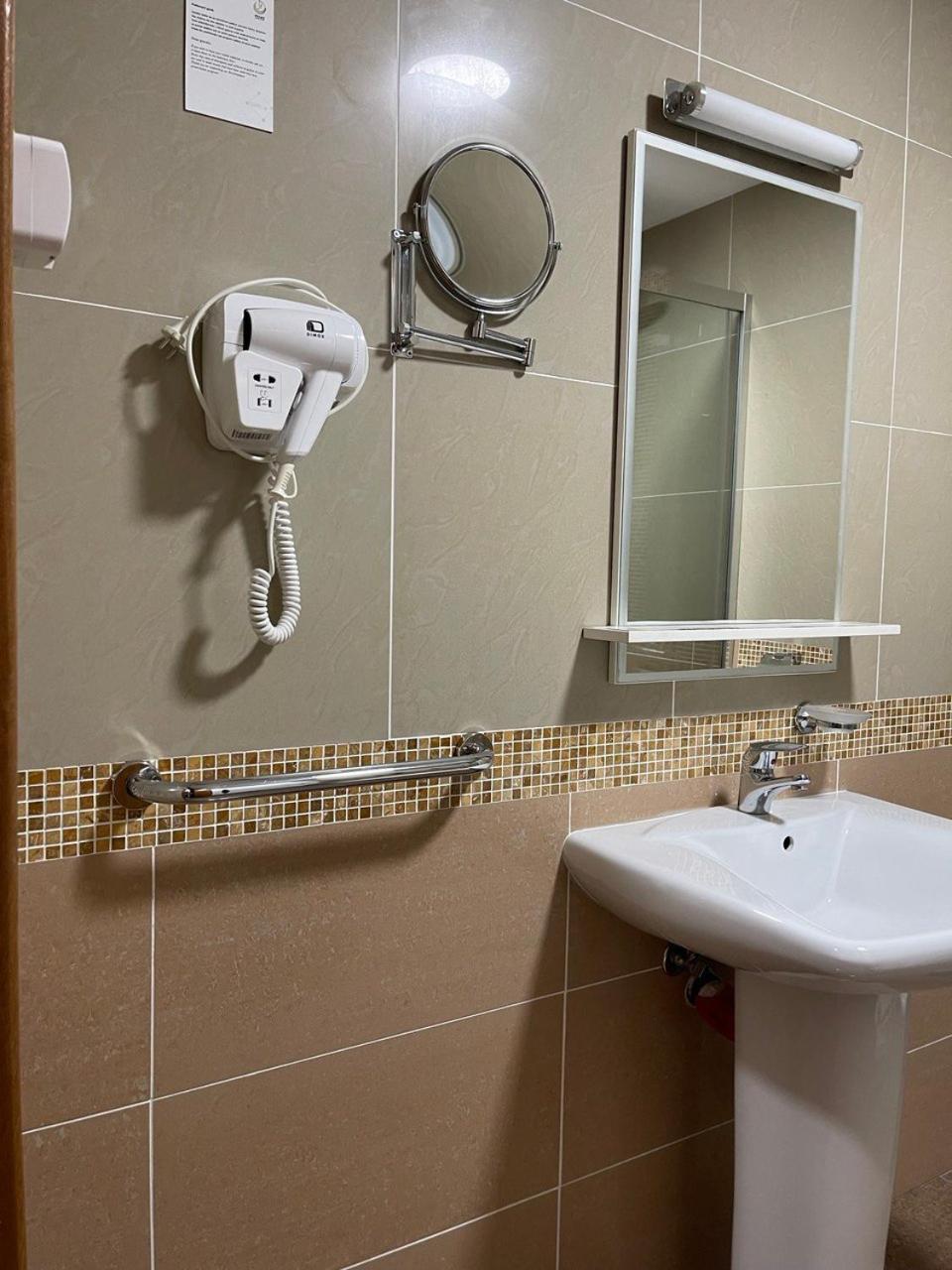 Imperia Apartments Vrnjacka Banja Luaran gambar