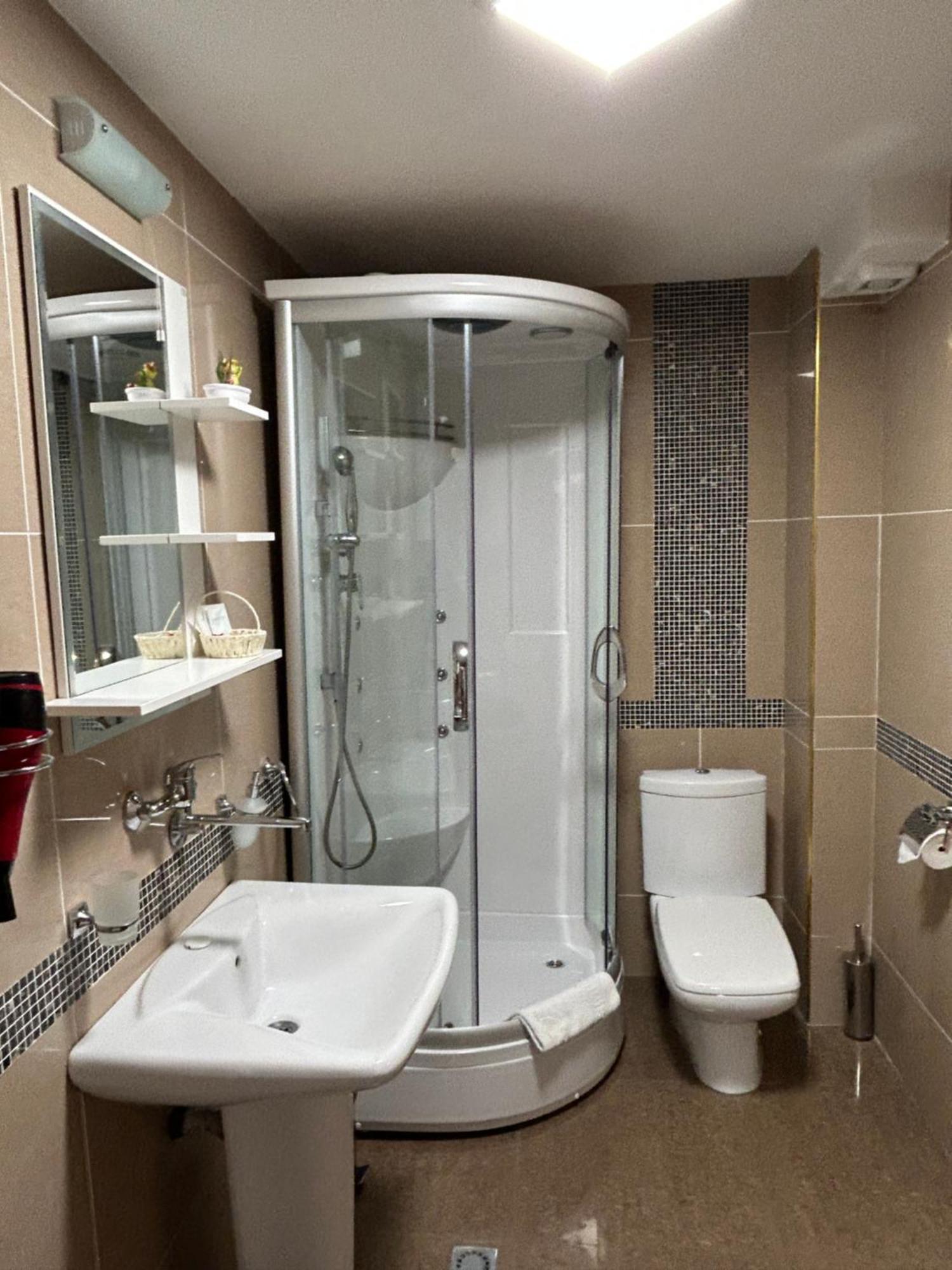 Imperia Apartments Vrnjacka Banja Luaran gambar